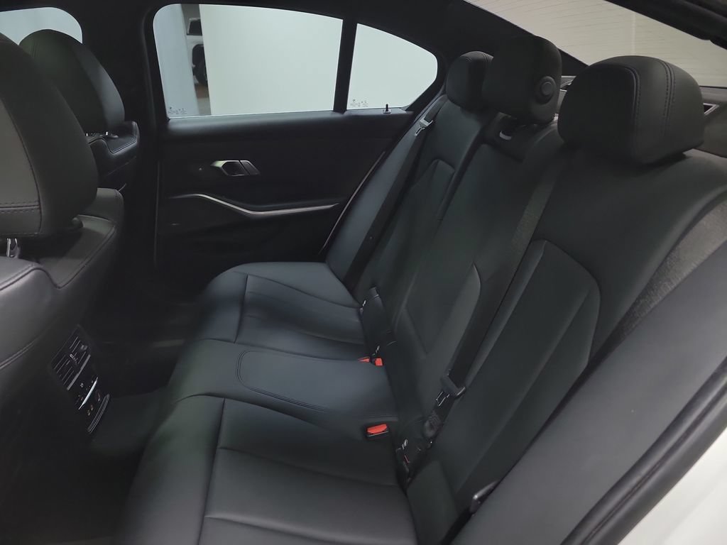 Used 2019 BMW 330i Sedan w/ Premium Package RWD image 31