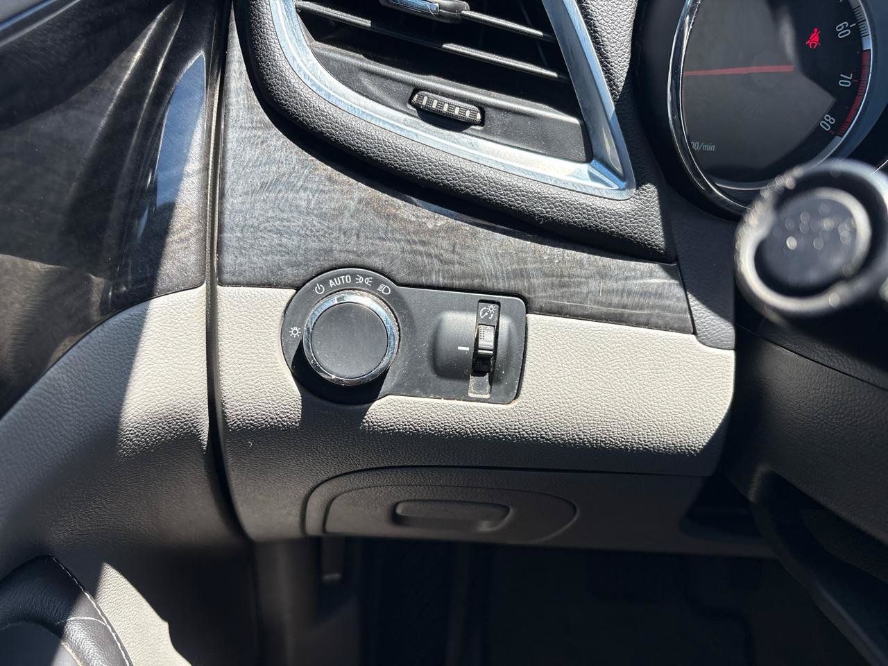 Used 2016 Buick Encore FWD image 14