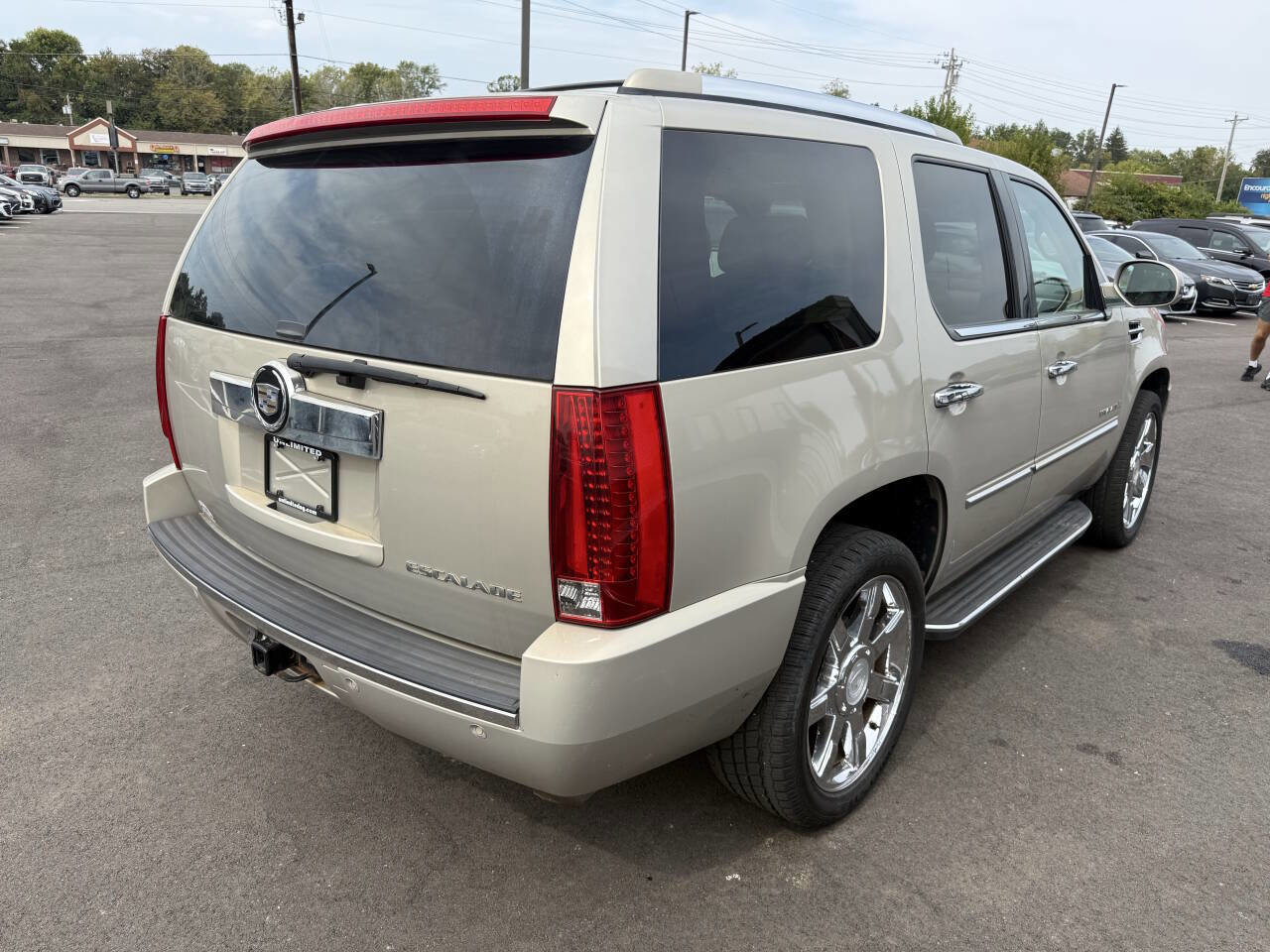 Used 2008 Cadillac Escalade AWD image 8