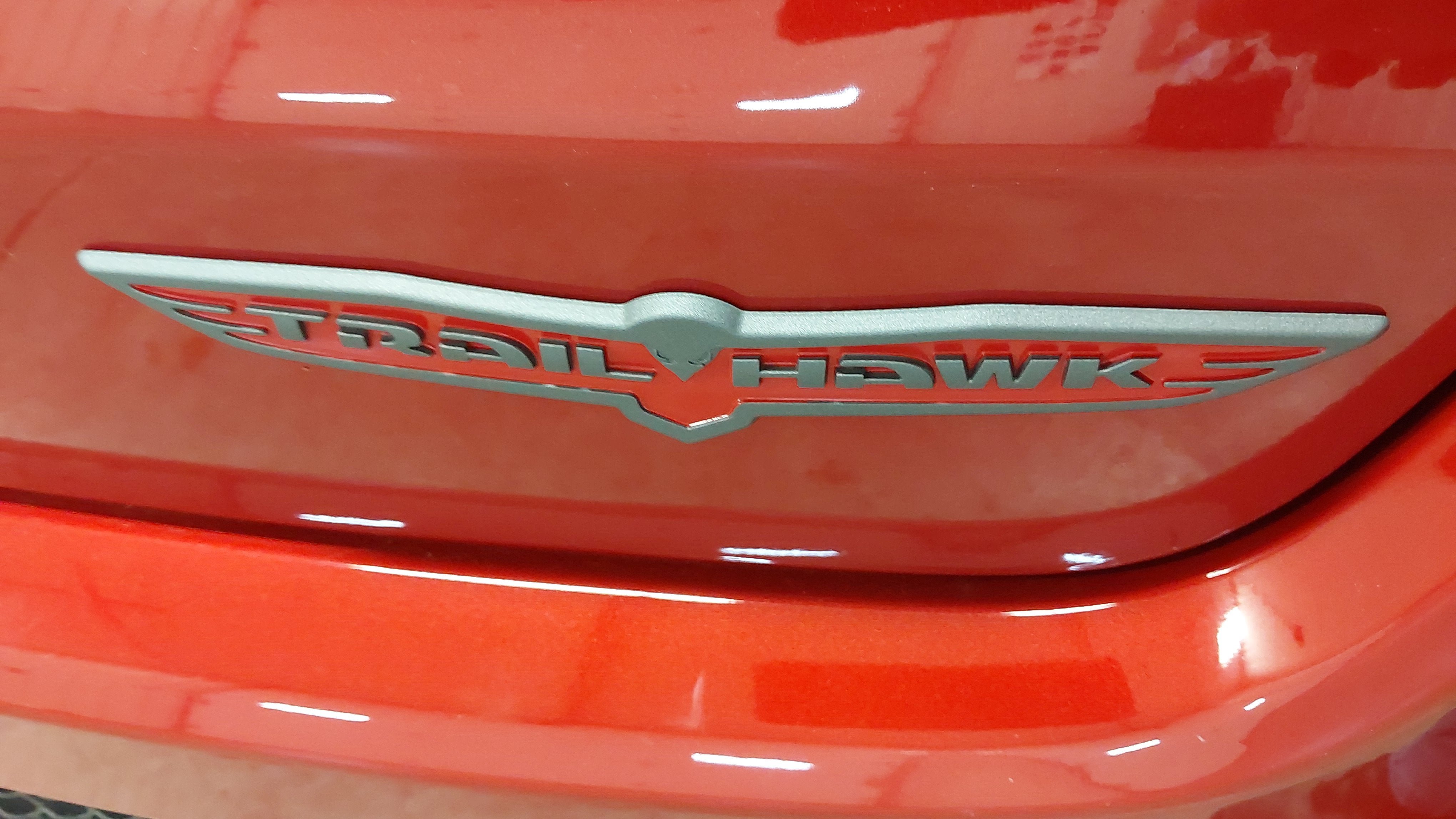 Used 2025 Jeep Compass Trailhawk w/ Trailhawk Elite Group AWD/4WD image 32