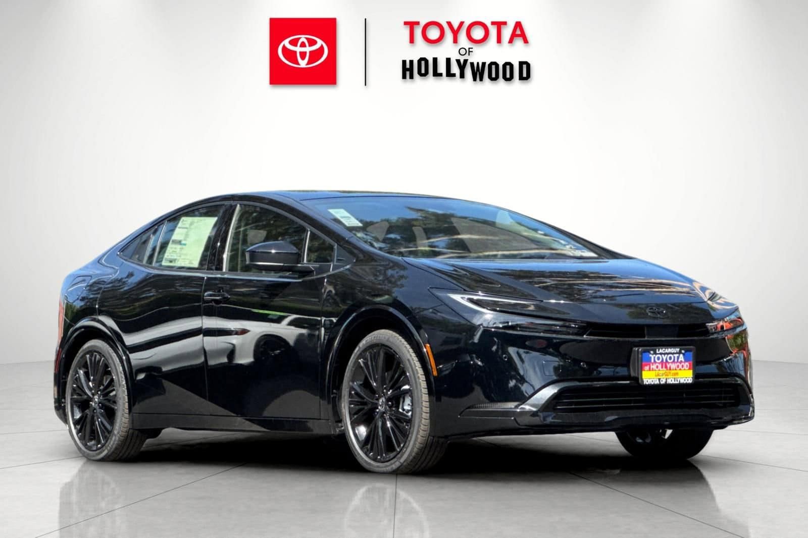 New 2026 Toyota Prius Plug-In Hybrid FWD image 1