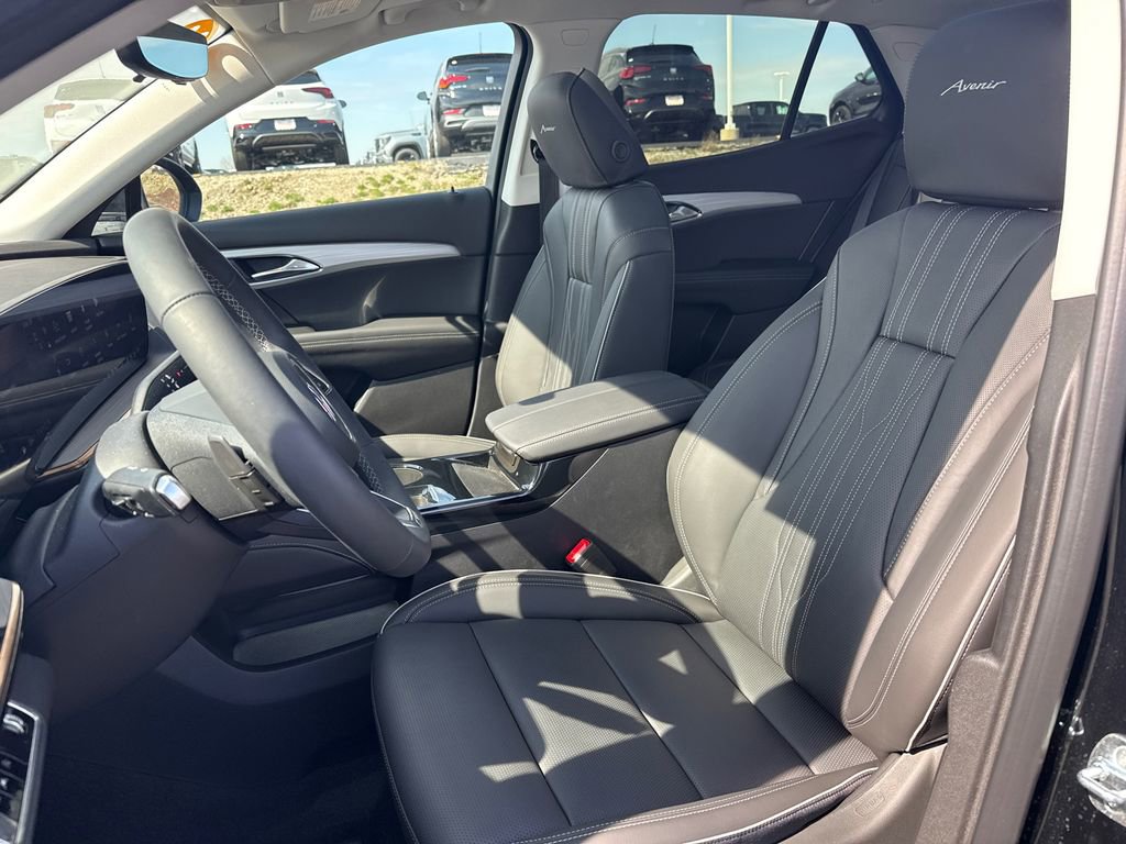 New 2026 Buick Envision Avenir image 17
