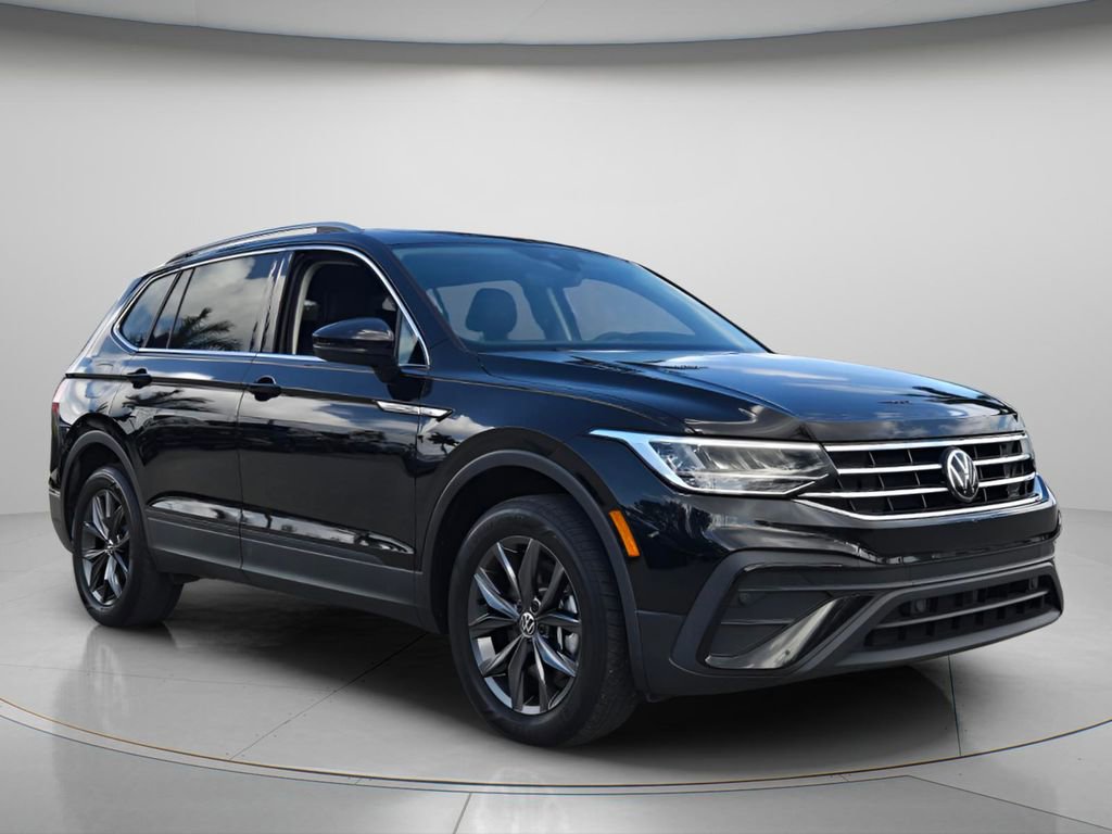 Used 2023 Volkswagen Tiguan SE FWD image 9