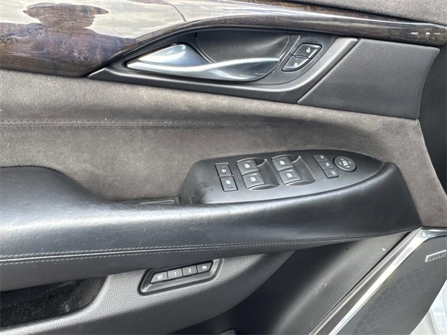 Used 2016 Cadillac Escalade Platinum image 23