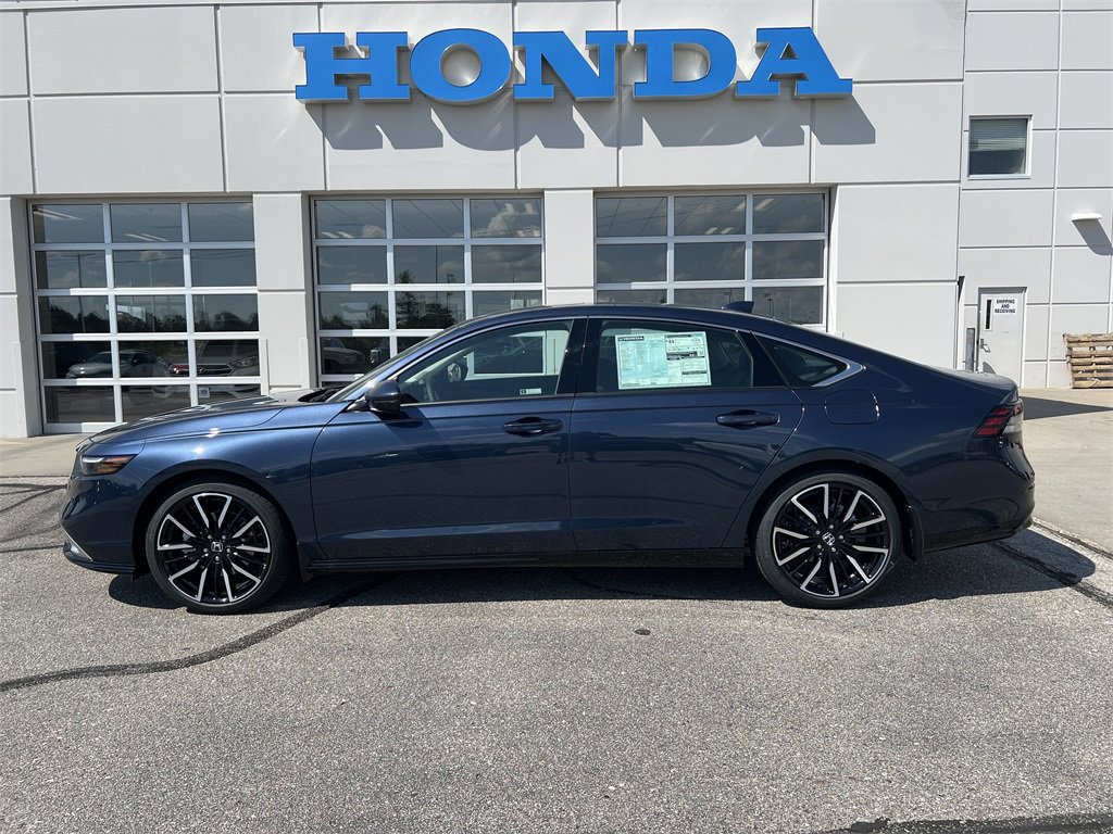 New 2025 Honda Accord Touring image 7