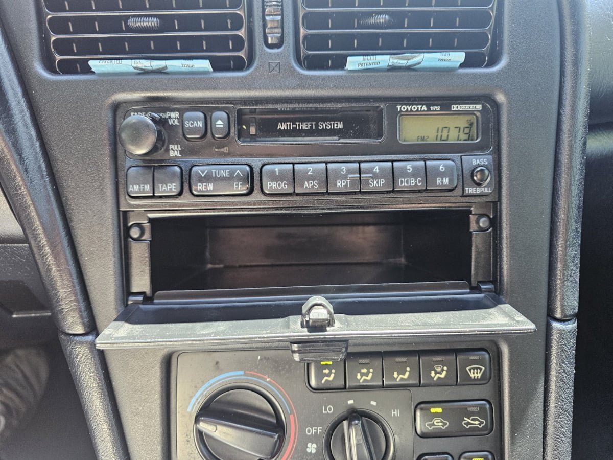 Used 1995 Toyota Celica GT FWD image 19