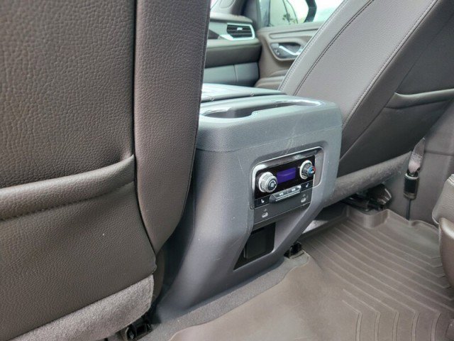 Used 2022 GMC Yukon Denali AWD/4WD image 34