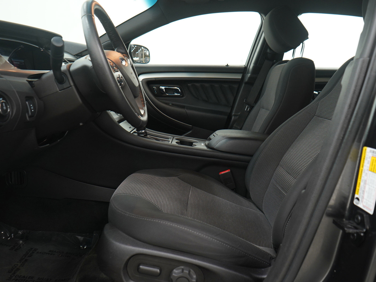 Used 2018 Ford Taurus SEL w/ Equipment Group 201A image 22