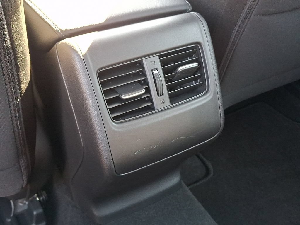 Used 2018 Honda Accord EX image 11