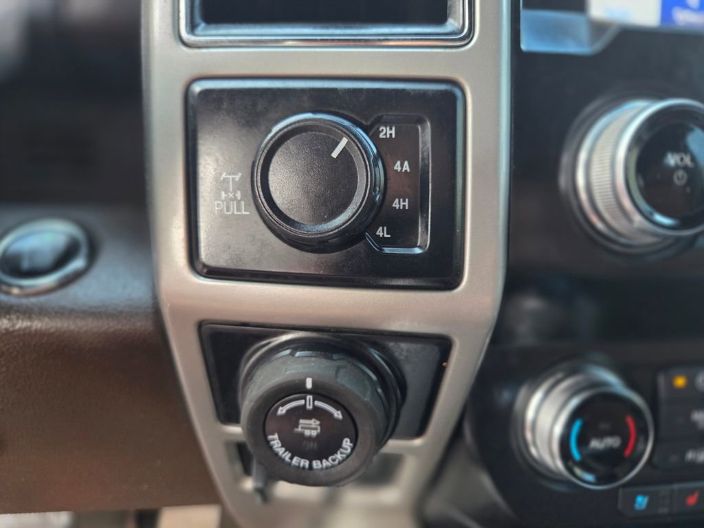 Used 2020 Ford F150 King Ranch w/ Equipment Group 601A Luxury AWD/4WD image 23