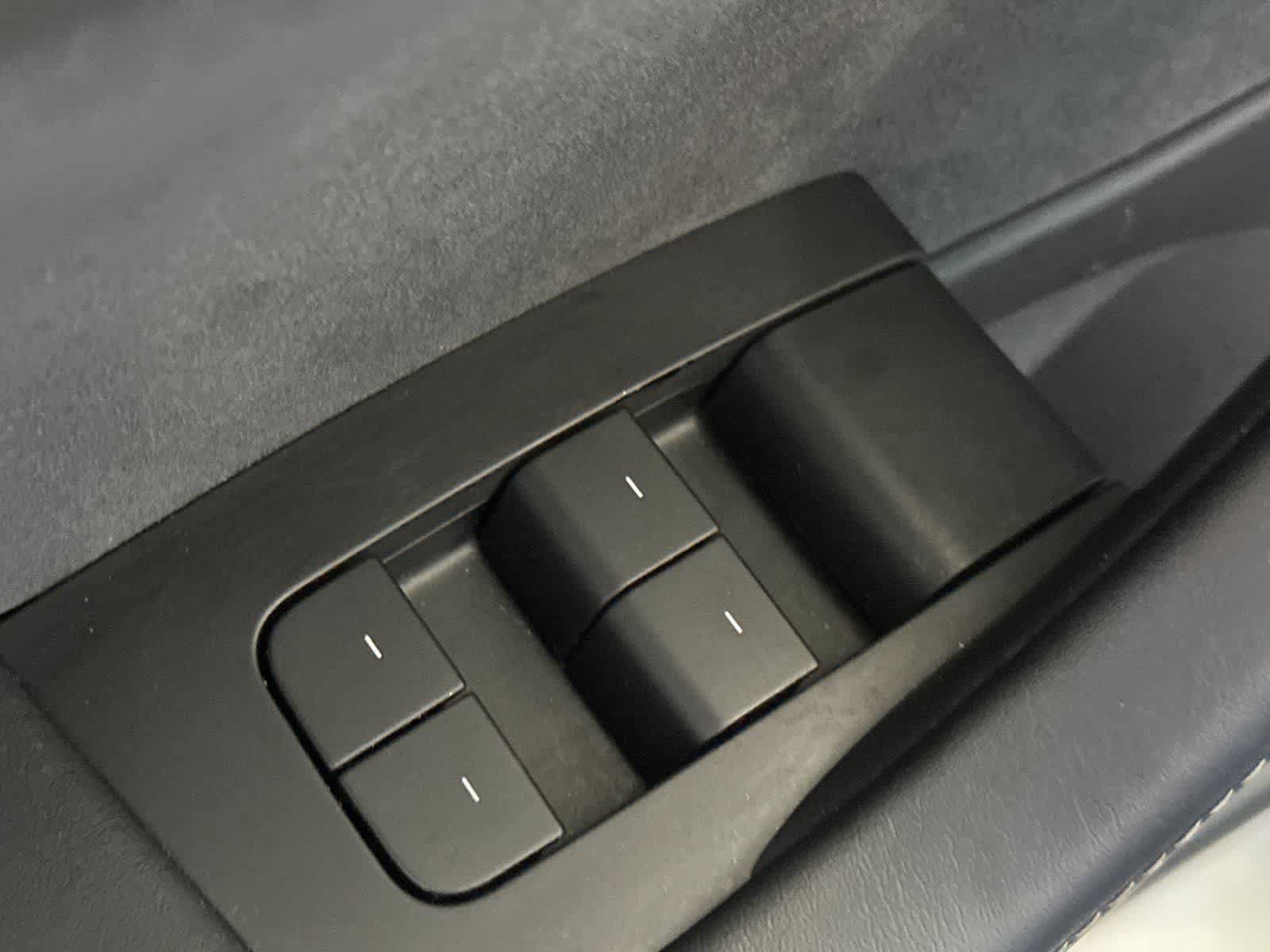 Used 2022 Tesla Model 3 Long Range AWD/4WD image 14