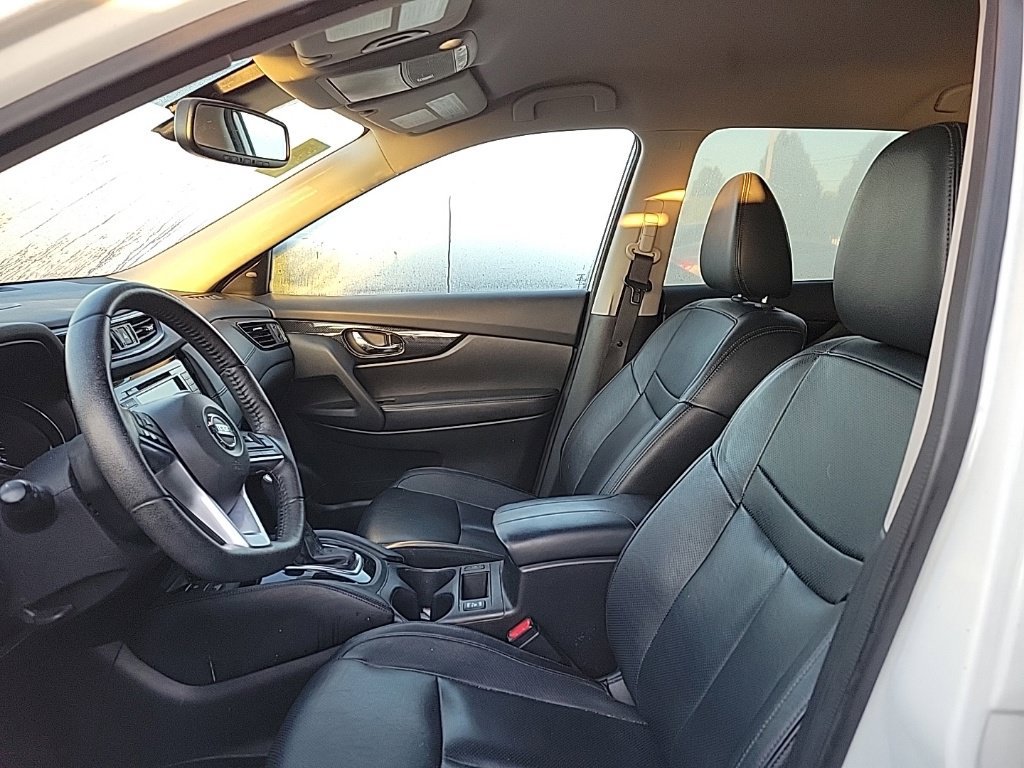 Used 2020 Nissan Rogue SL AWD/4WD image 7