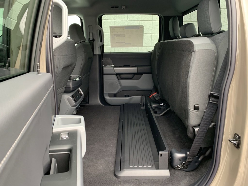 New 2025 Ford F150 XLT w/ Equipment Group 302A MID image 93