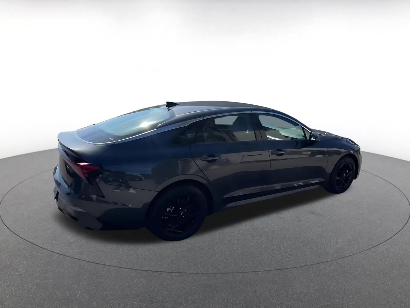 Used 2025 Kia K5 LXS image 11