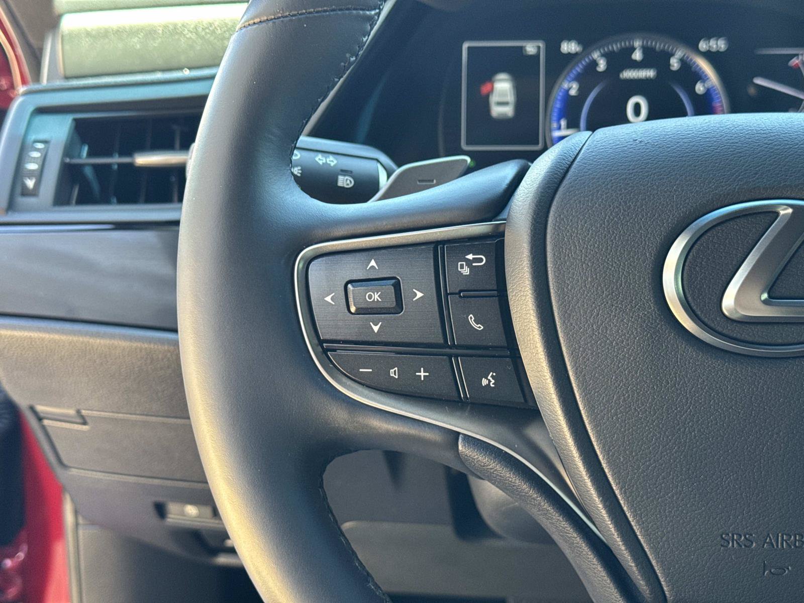 Used 2024 Lexus ES 350 w/ Premium Package FWD image 28