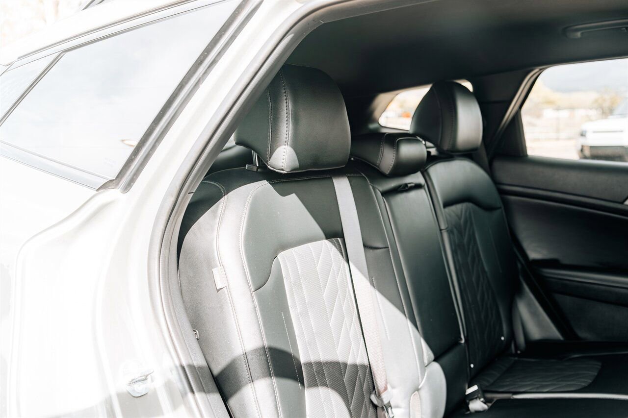 Used 2025 Kia Sportage X-Line image 41