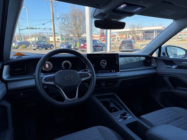 Certified 2025 Volkswagen Tiguan S image 14