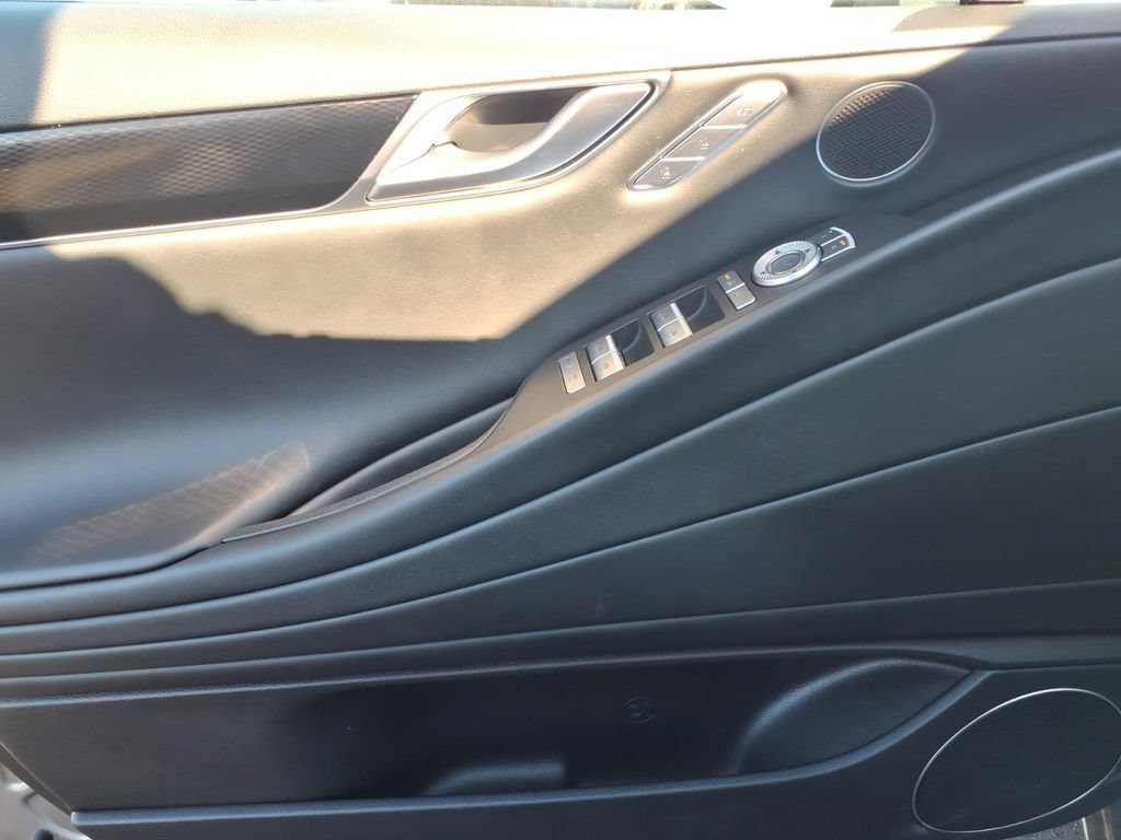 Used 2025 Genesis G80 2.5T AWD/4WD image 14