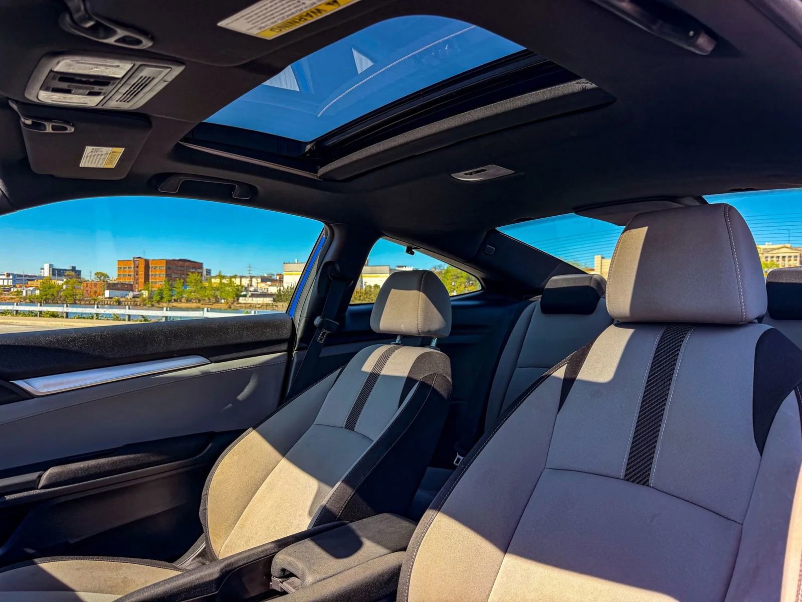 Used 2018 Honda Civic EX-T image 33