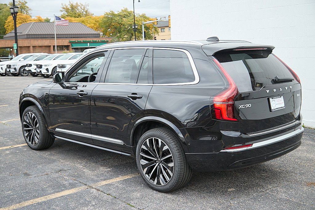 New 2026 Volvo XC90 B6 Plus w/ Protection Package Premier AWD/4WD image 7