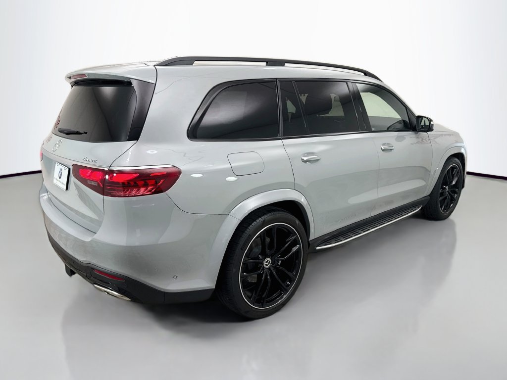 Used 2024 Mercedes-Benz GLS 580 4MATIC image 7