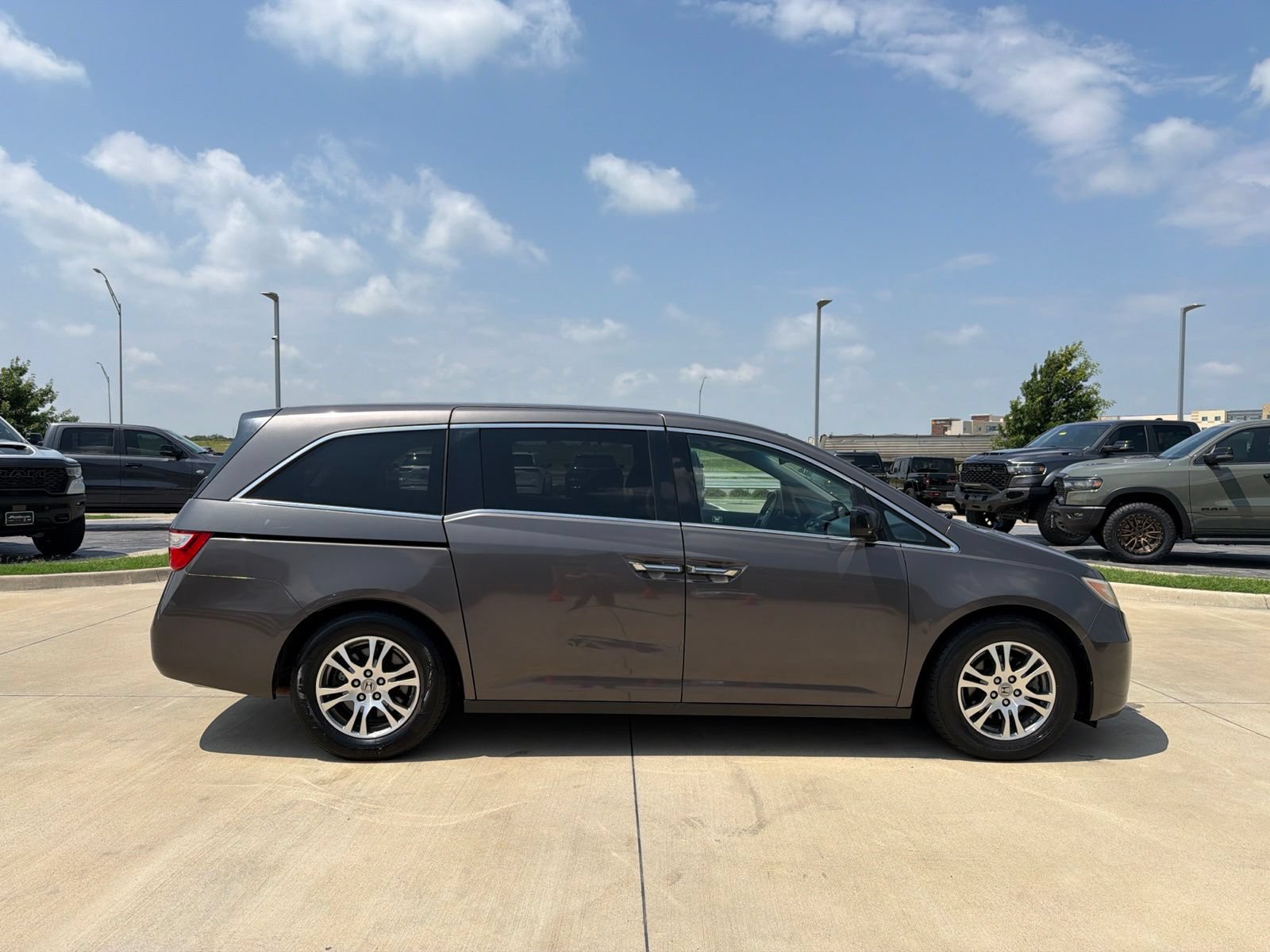 Used 2012 Honda Odyssey EX image 7