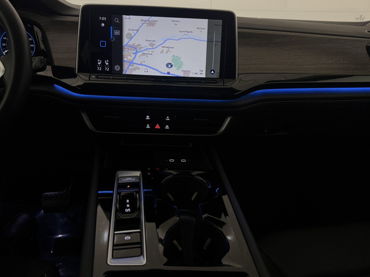 Used 2025 Volkswagen Atlas SEL image 20