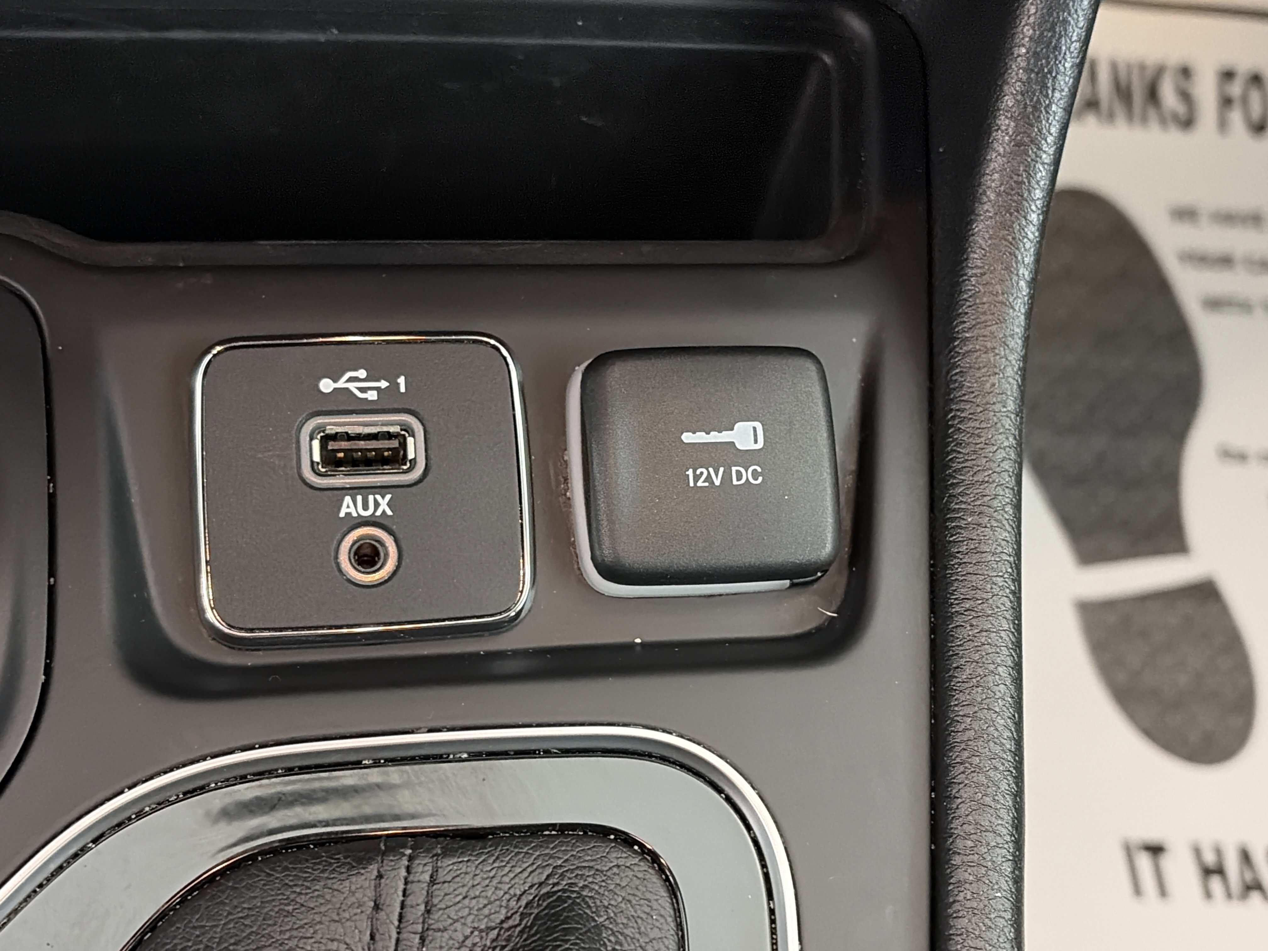 Used 2022 Jeep Cherokee Limited image 26