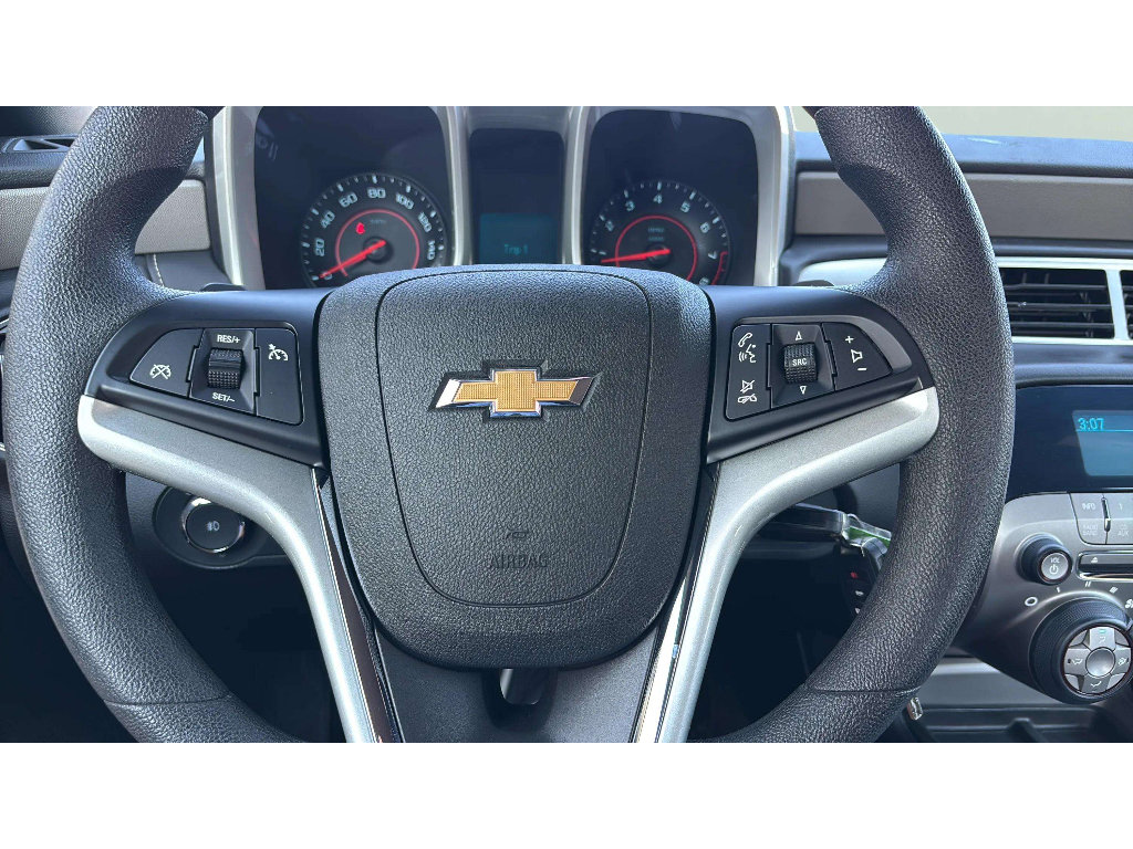 Used 2014 Chevrolet Camaro LS RWD image 15