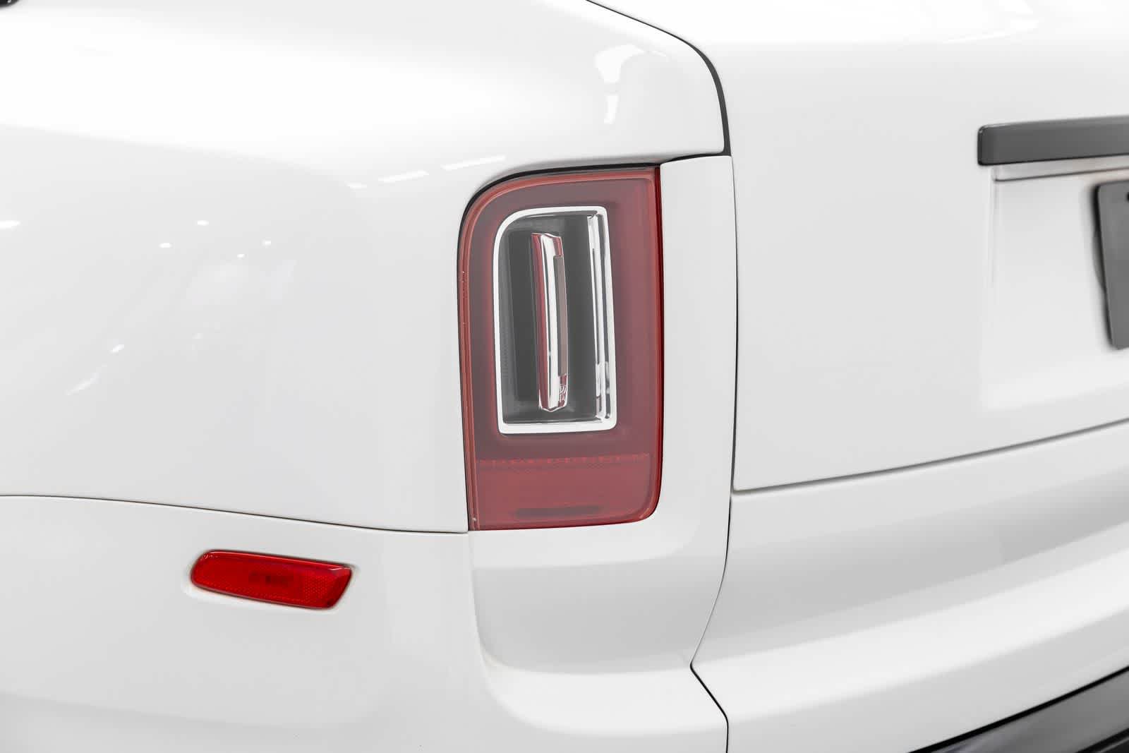 Used 2020 Rolls-Royce Cullinan AWD/4WD image 66