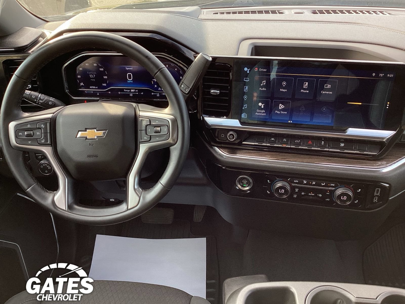 Used 2023 Chevrolet Silverado 1500 LT AWD/4WD image 15
