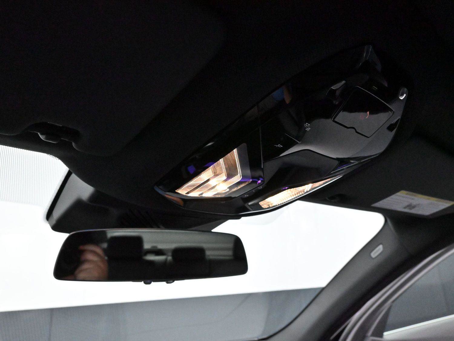 Used 2024 BMW i5 eDrive40i w/ M Sport Package image 28