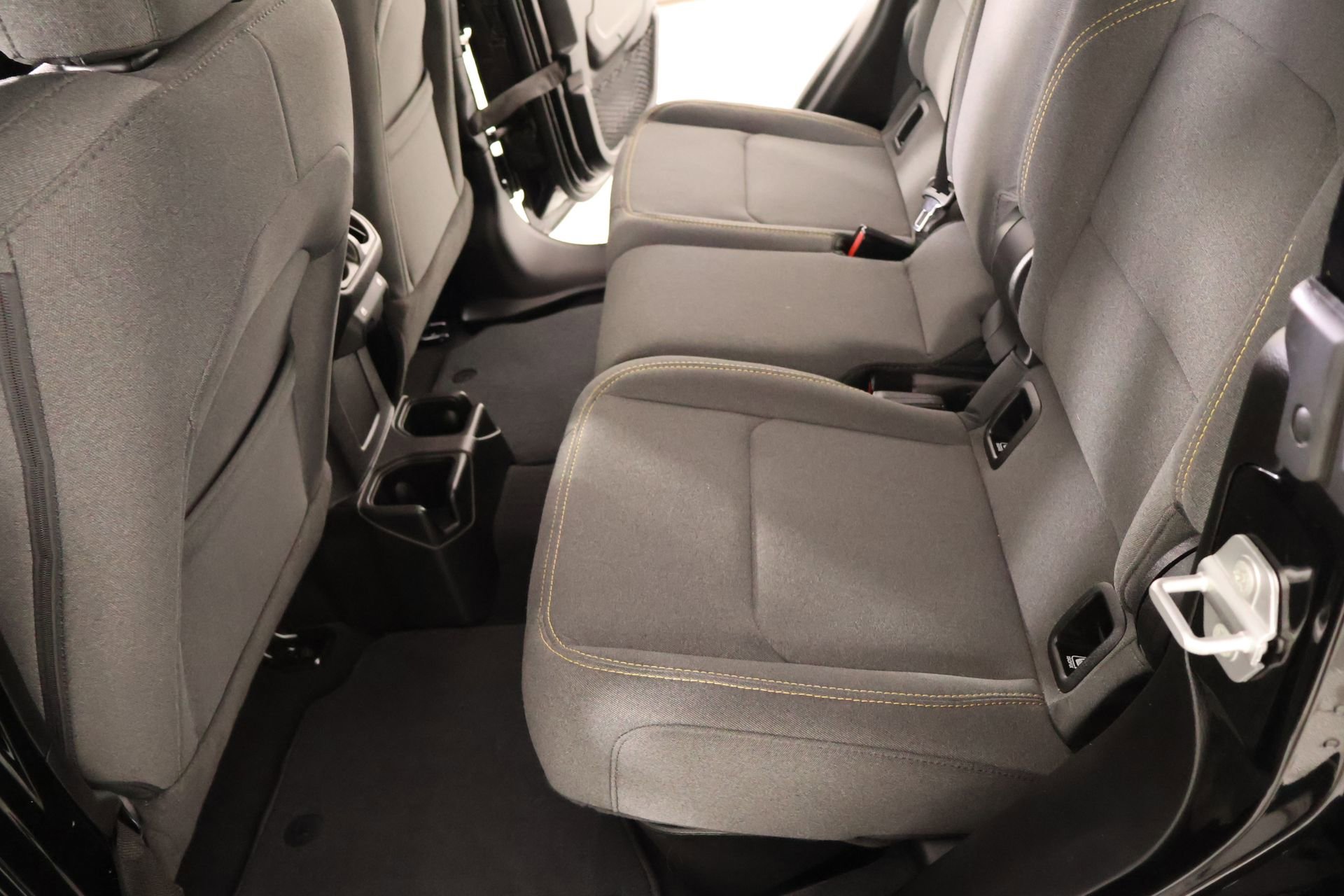 Used 2025 Jeep Gladiator Sport image 11