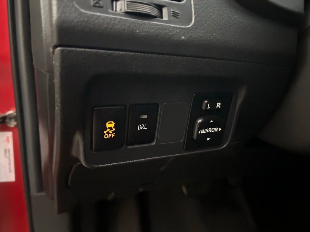 Used 2013 Toyota Corolla S image 16