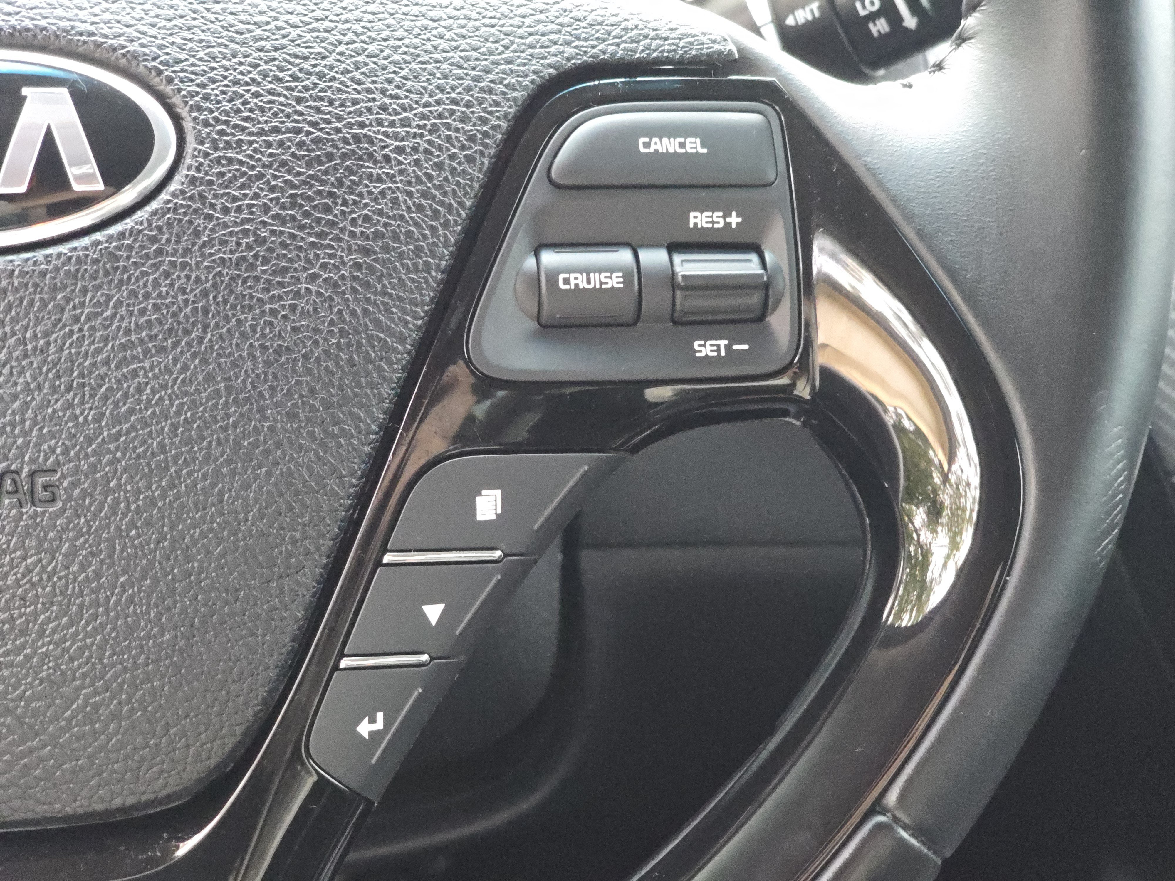 Used 2017 Kia Forte EX FWD image 25