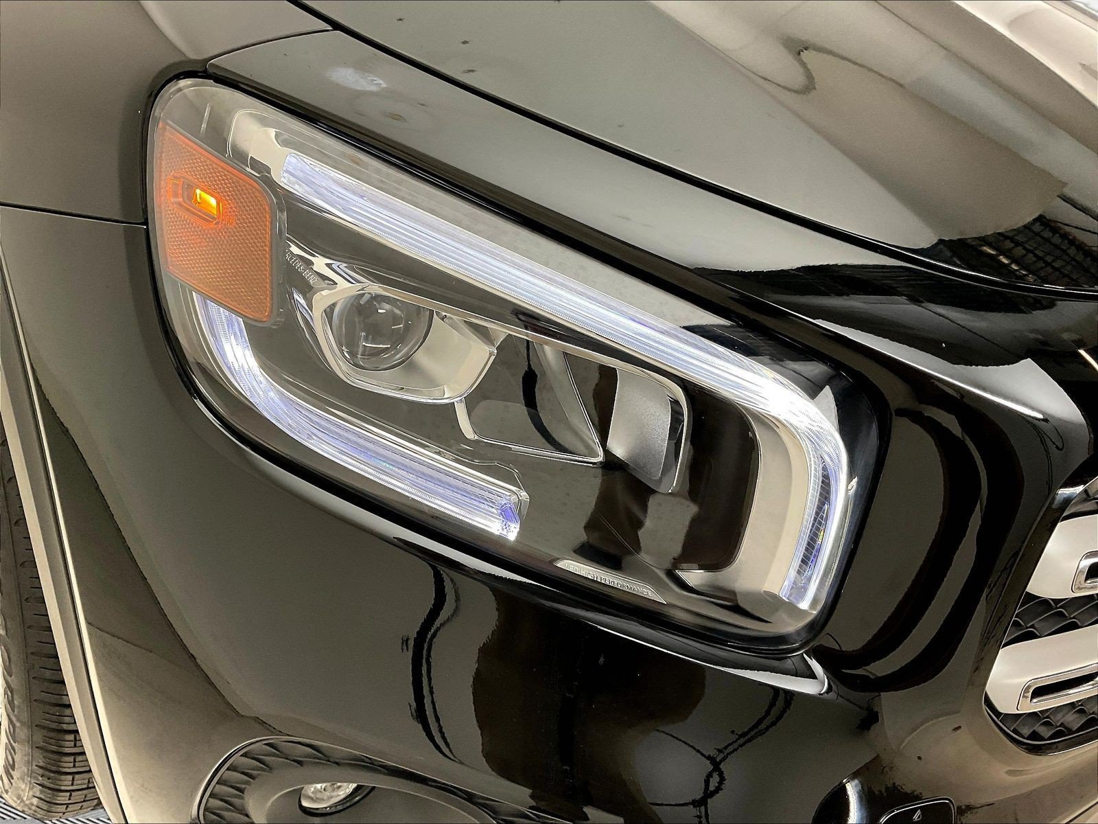 Certified 2023 Mercedes-Benz GLB 250 4MATIC image 32