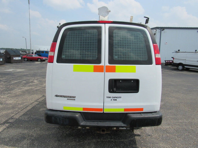 Used 2015 Chevrolet Express 2500 RWD image 4