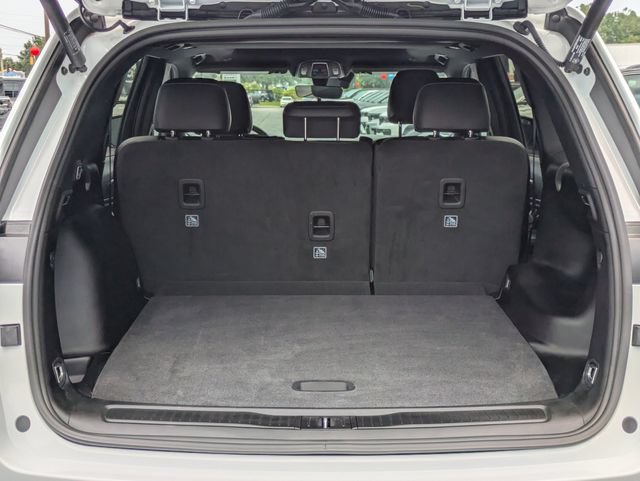 New 2026 Jeep Grand Cherokee Altitude RWD image 13