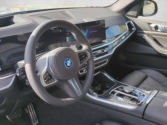 New 2026 BMW X5 xDrive50e w/ M Sport Package image 3
