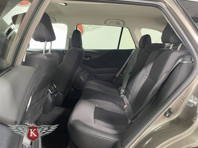 Used 2022 Subaru Outback Premium AWD/4WD image 21