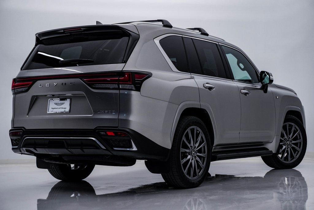 Used 2024 Lexus LX 600 F Sport image 9