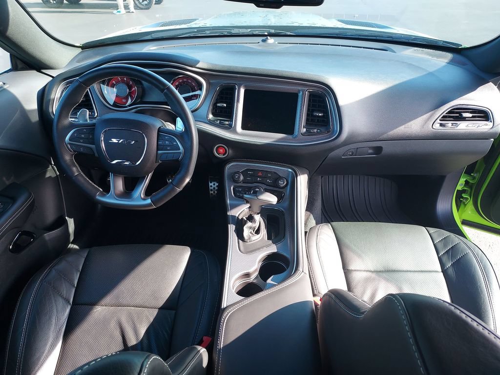 Used 2015 Dodge Challenger SRT Hellcat RWD image 10