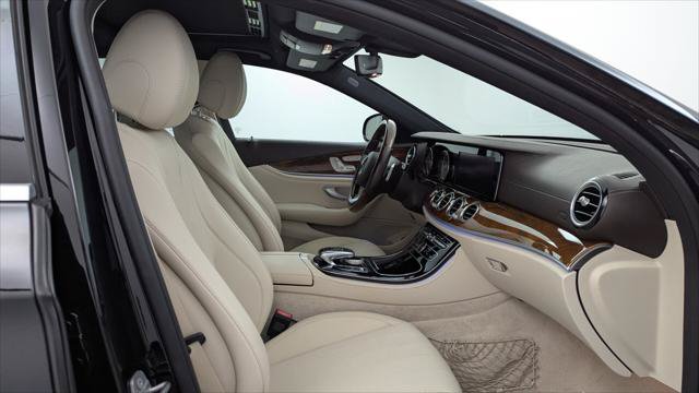 Used 2017 Mercedes-Benz E 300 image 21