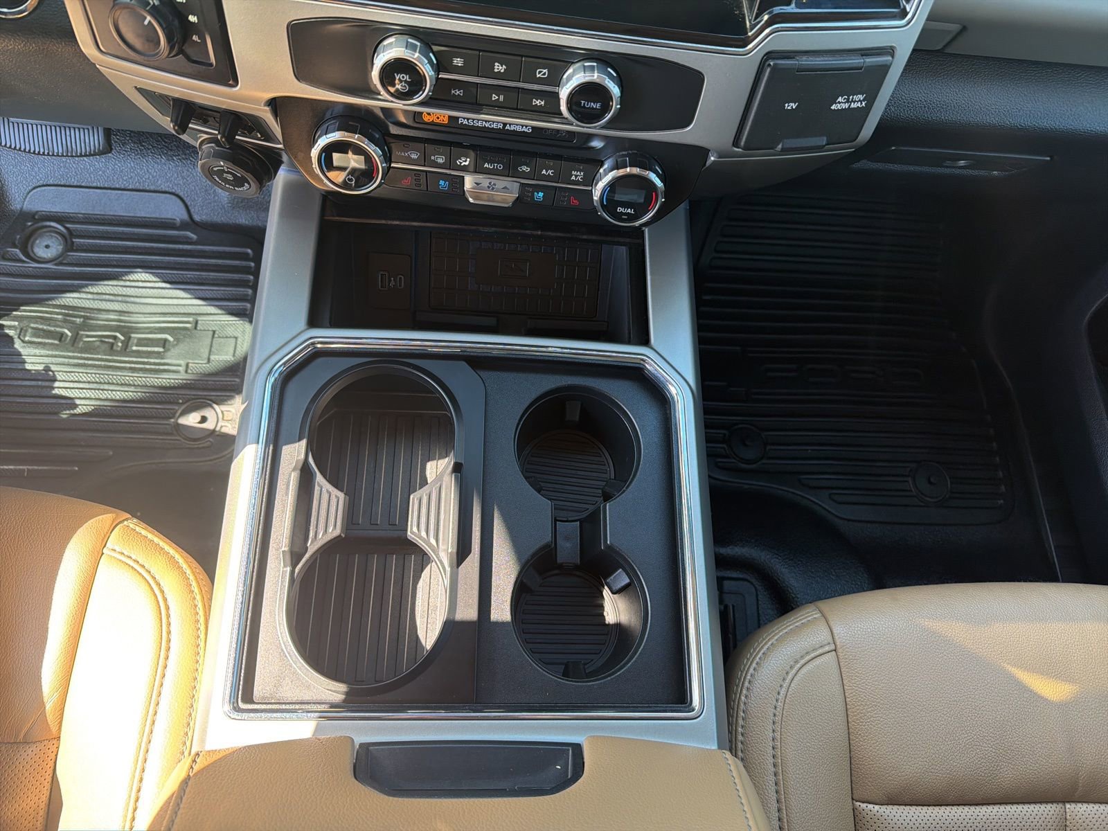 Used 2022 Ford F350 Lariat w/ Lariat Ultimate Package image 24