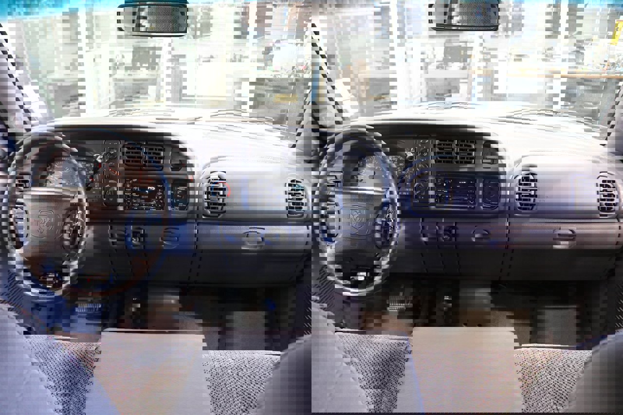 Used 1998 Dodge Ram 2500 Truck 4x4 Quad Cab image 19