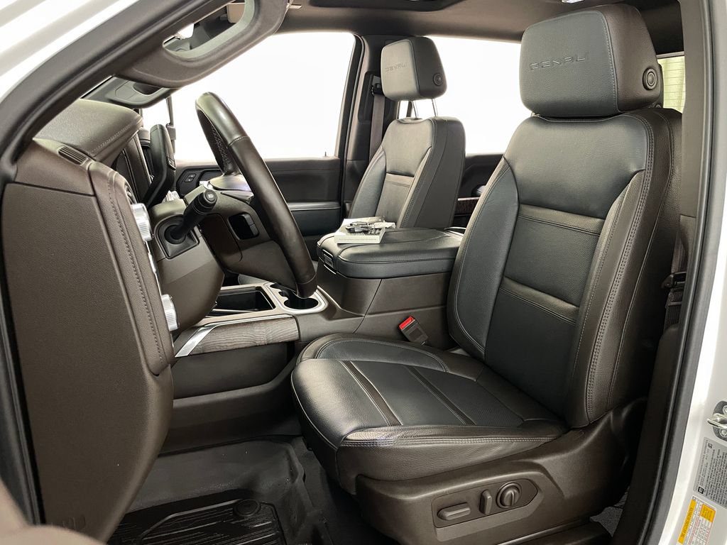 Certified 2023 GMC Sierra 3500 Denali w/ Denali Ultimate Package AWD/4WD image 29