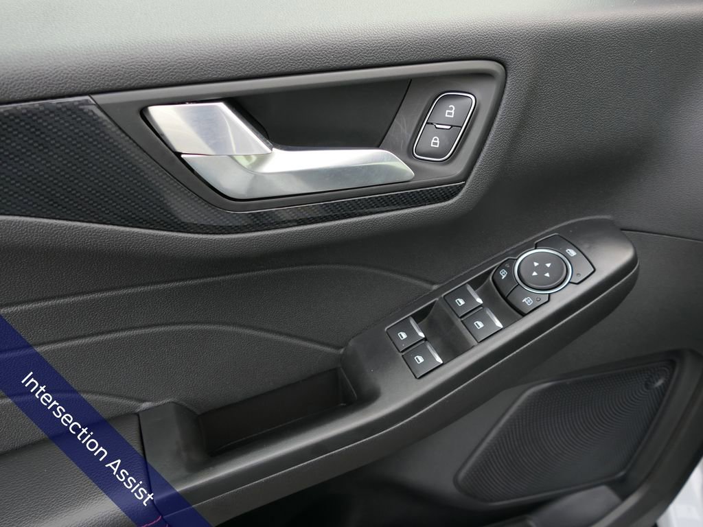 Used 2025 Ford Escape ST-Line w/ Equipment Group 301A image 15