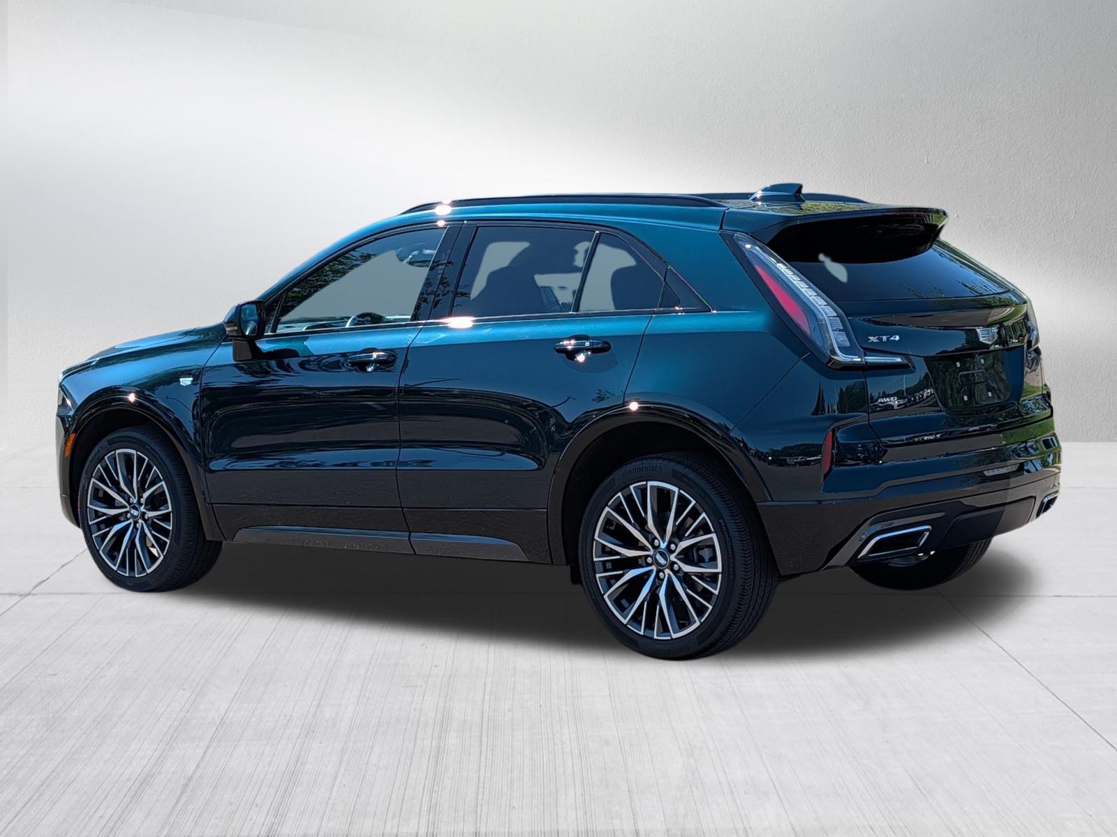 Used 2024 Cadillac XT4 Sport AWD/4WD image 5
