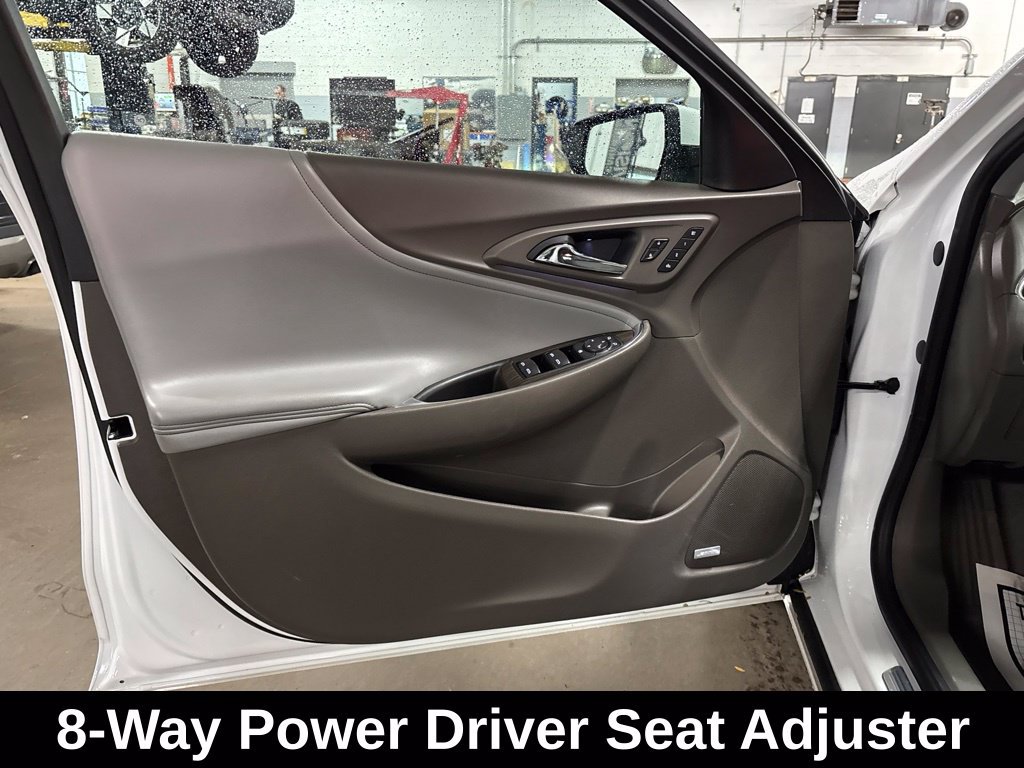 Used 2019 Chevrolet Malibu Premier w/ Sun and Wheel Package FWD image 13