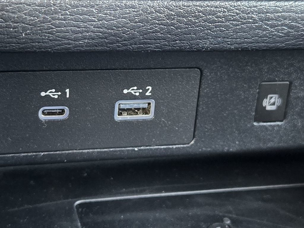 Used 2024 Mitsubishi Outlander SE image 29